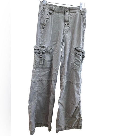 American Eagle Women's Super High-Waisted Cargo Baggy Wide-Leg Pant Olive Size 2 - Picture 5 of 10